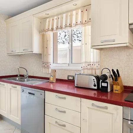 Obsidian Bentayga Dom wakacyjny